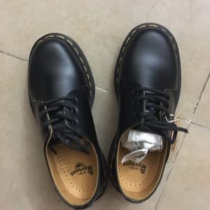 Brand new Dr martens shoes